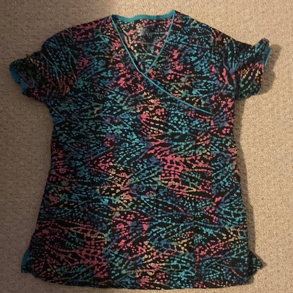 Scrub top